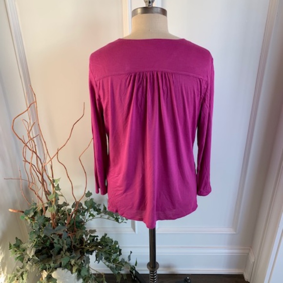 Banana Republic Surplice Deep V-Neckline Knit Top - Picture 3 of 9